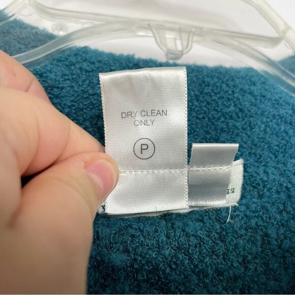 Coldwater Creek green button down sweater size Medium - Picture 9 of 11